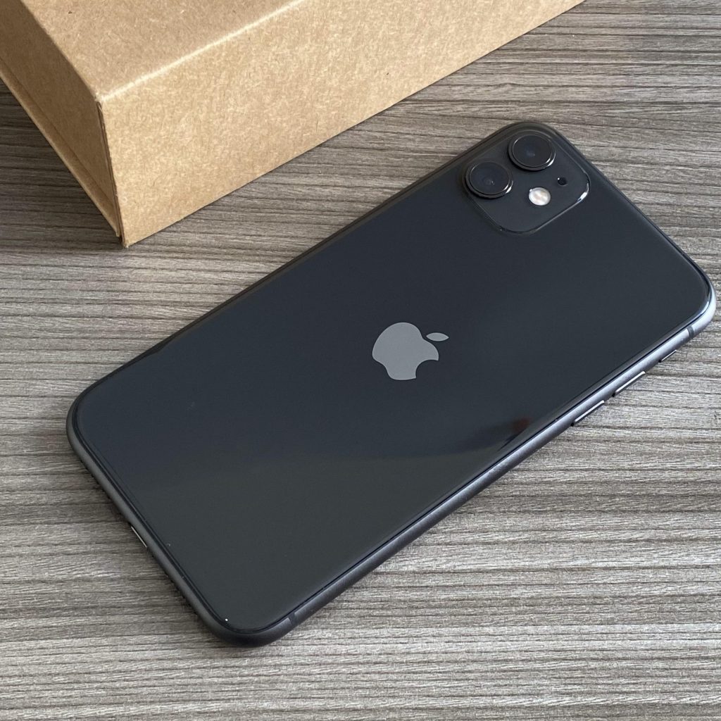 期間限定】iPhone 11 ブラック 128 GB 本体 割引設定 - www