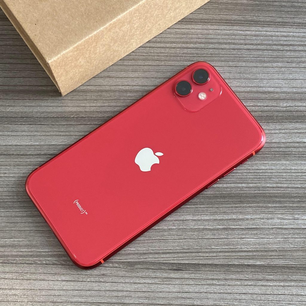 Apple iPhone 11 64GB RED ( Refurbished )